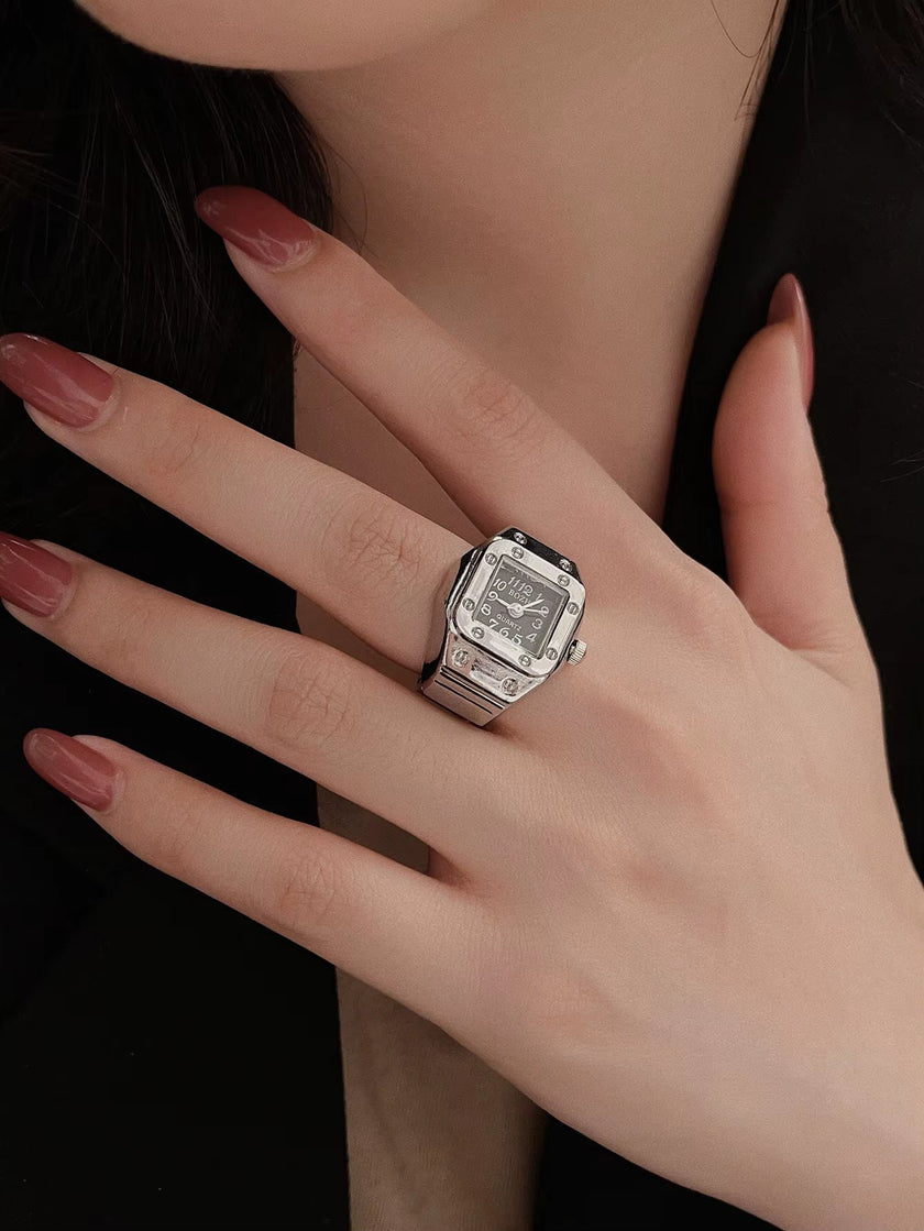 Mini Vintage Finger Ring Watch round Creative Quartz Watches Fashion Couple Watches Accessories