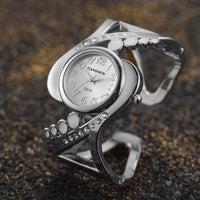 Special Fashion Female Watches Women Bracelet Watch Quartz Crystal Luxury Reloj Rhinestone Eleagnt Mujer Saati Feminino Relogio