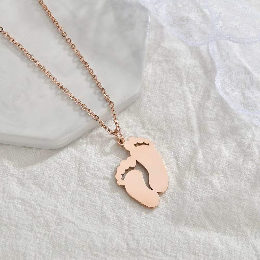 Lateefah Hot Selling Accessories Stainless Steel Laser Engraved Baby Name Necklace Pendant Simple Smooth Foot Jewelry