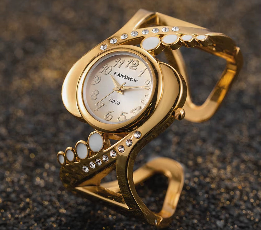 Special Fashion Female Watches Women Bracelet Watch Quartz Crystal Luxury Reloj Rhinestone Eleagnt Mujer Saati Feminino Relogio