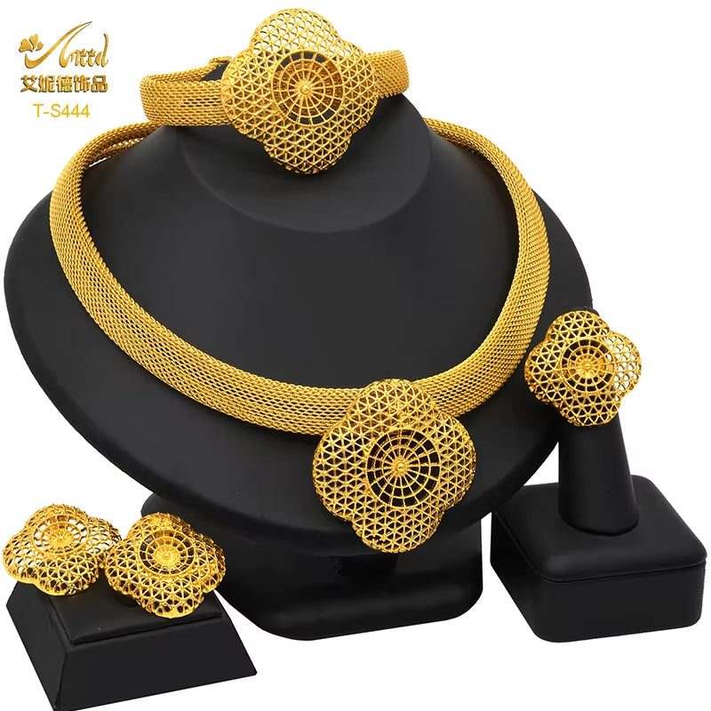 Dubai 24K Gold Color Jewelry Set for Women African Nigerian Necklace Set Earrings and Bracelets Bridal Indian Fashion
