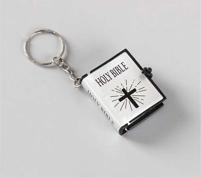  Style Gold Color Mini Holy Bible Keychain Real Paper Can Read Key Chain Pendant Keyring Fashion Religious Jewelry A865