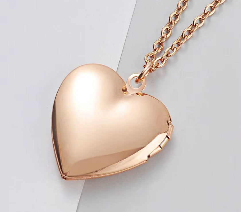 Love Heart Secret Message Locket Necklace Pendant DIY Photo Picture Locket Vintage Gift for Lover Couples Custom Message