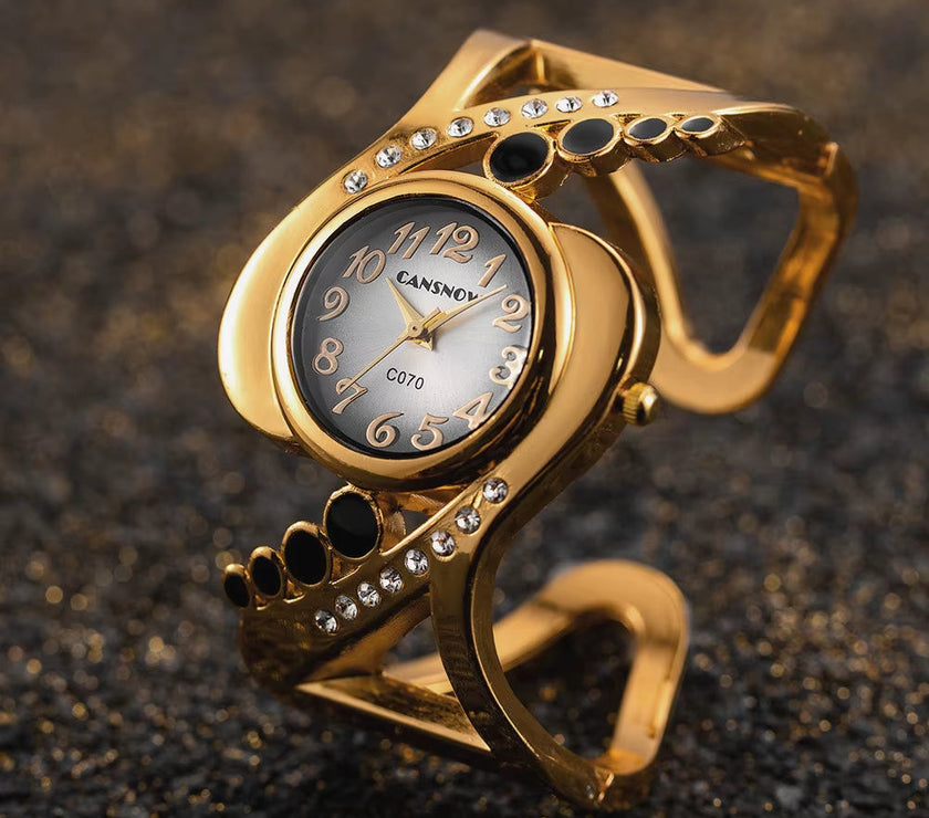 Special Fashion Female Watches Women Bracelet Watch Quartz Crystal Luxury Reloj Rhinestone Eleagnt Mujer Saati Feminino Relogio