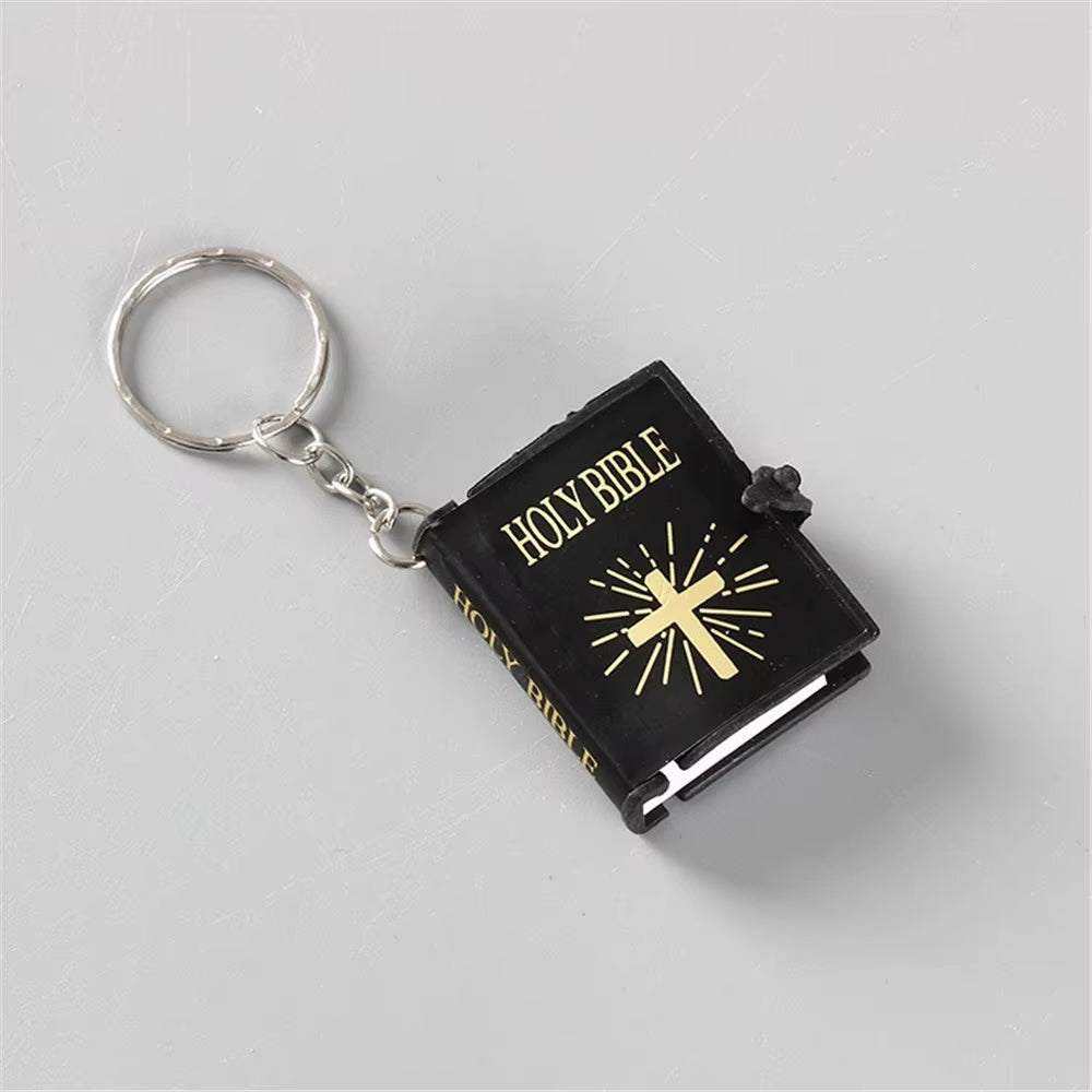  Style Gold Color Mini Holy Bible Keychain Real Paper Can Read Key Chain Pendant Keyring Fashion Religious Jewelry A865